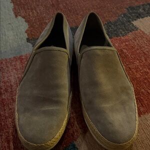 Vince Acker Slip On Gray Suede
Espadrille Sneakers Size 8.5